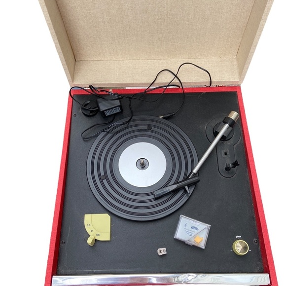 Crosley Vintage Record Player Dansette Bermuda Turntable Red Table Top Disc $510 - Picture 5 of 13